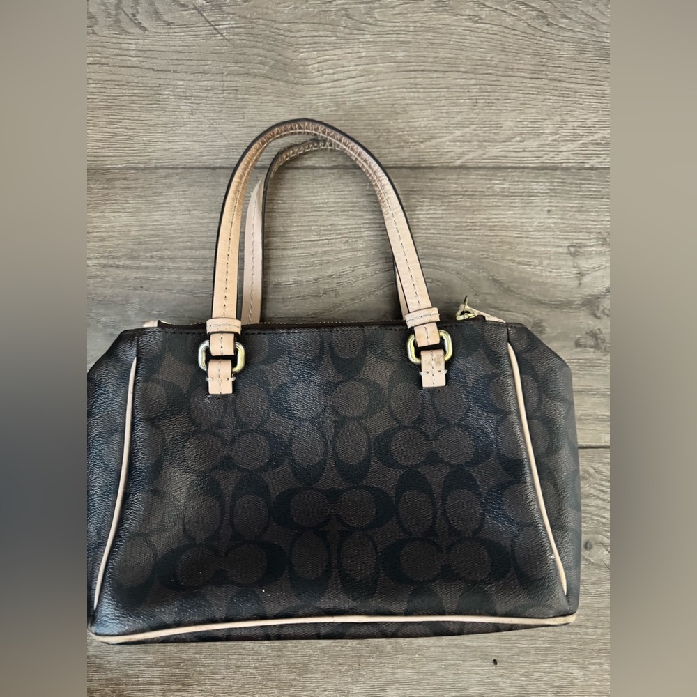 Coach Signature Peyton Brown and Tan shoulder bag - Picture 8 of 12